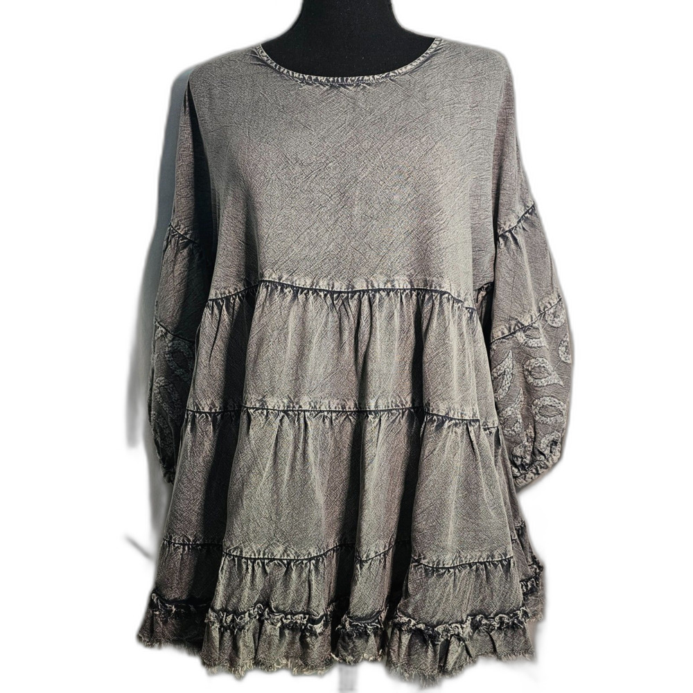 Laffaire Gray Acid Wash Soft Rayon Ruffled Top Blouse sz L